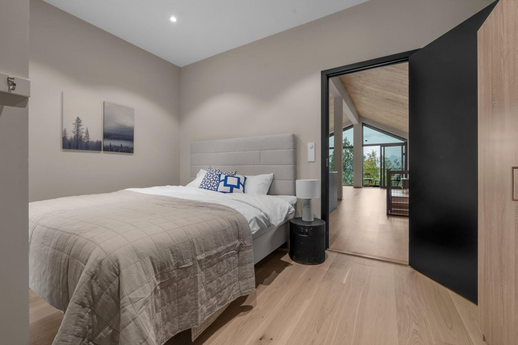 Nansen - New Exclusive Villa, Multiple Units Apartment Tromso